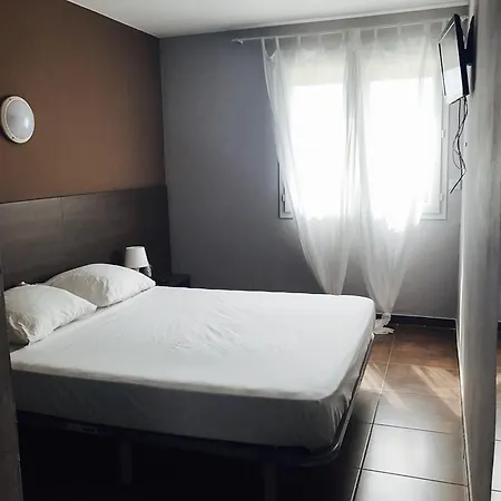 Le Provencal Hotel 2*